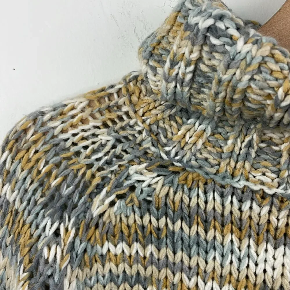 Solitaire Chunky Boho Pull Over Turtleneck Sweater size Small
